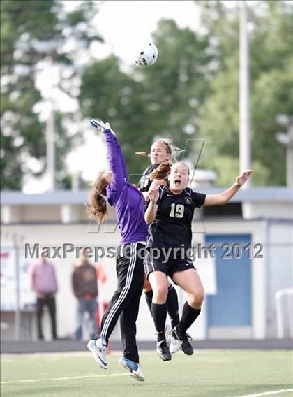 Thumbnail 3 in Rock Canyon vs. Cherry Creek (CHSAA Semifinal Playoff) photogallery.