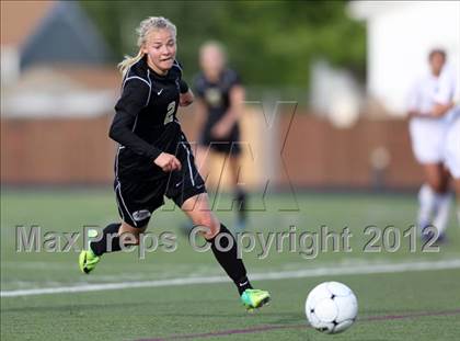 Thumbnail 2 in Rock Canyon vs. Cherry Creek (CHSAA Semifinal Playoff) photogallery.