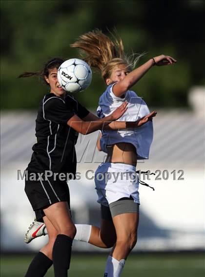 Thumbnail 3 in Rock Canyon vs. Cherry Creek (CHSAA Semifinal Playoff) photogallery.