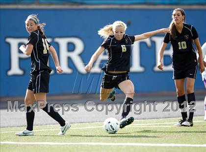 Thumbnail 3 in Rock Canyon vs. Cherry Creek (CHSAA Semifinal Playoff) photogallery.