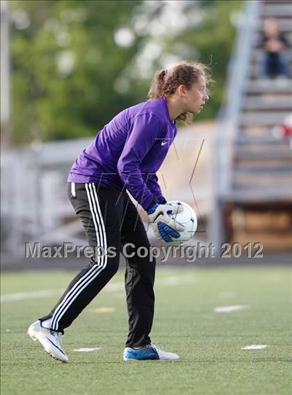 Thumbnail 3 in Rock Canyon vs. Cherry Creek (CHSAA Semifinal Playoff) photogallery.