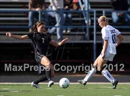 Thumbnail 2 in Rock Canyon vs. Cherry Creek (CHSAA Semifinal Playoff) photogallery.