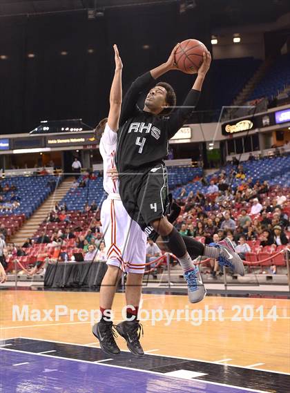Thumbnail 2 in Jesuit vs. Rodriguez (CIF SJS D1 Final) photogallery.