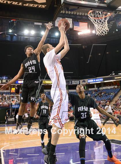 Thumbnail 2 in Jesuit vs. Rodriguez (CIF SJS D1 Final) photogallery.