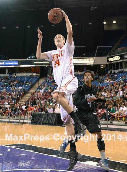 Thumbnail 1 in Jesuit vs. Rodriguez (CIF SJS D1 Final) photogallery.