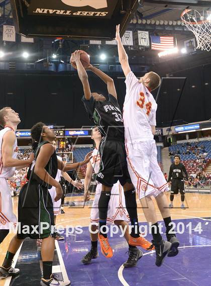 Thumbnail 1 in Jesuit vs. Rodriguez (CIF SJS D1 Final) photogallery.