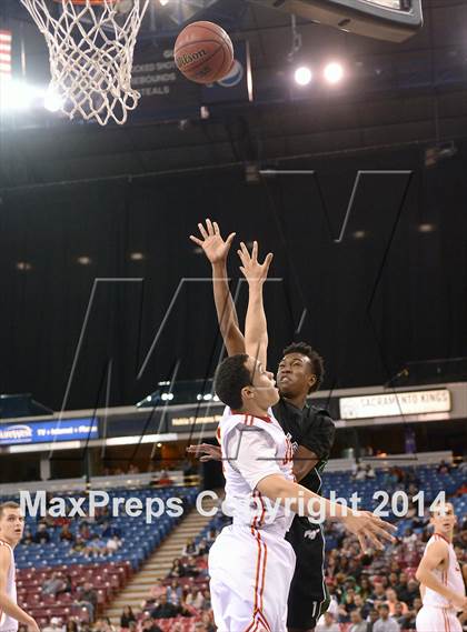 Thumbnail 2 in Jesuit vs. Rodriguez (CIF SJS D1 Final) photogallery.