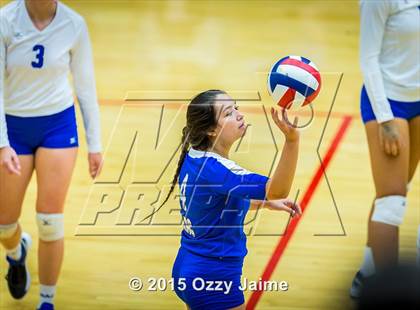 Thumbnail 3 in MacArthur vs Incarnate Word photogallery.