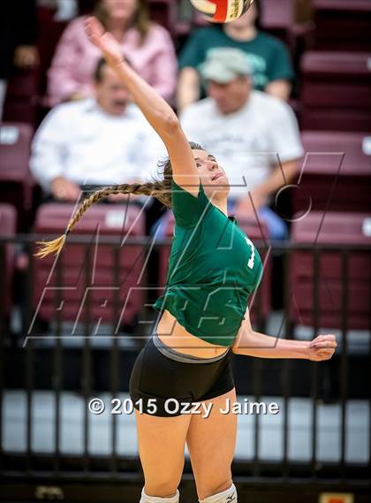Thumbnail 1 in MacArthur vs Incarnate Word photogallery.
