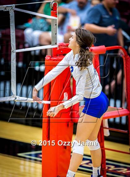 Thumbnail 3 in MacArthur vs Incarnate Word photogallery.