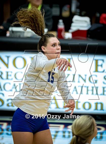 Thumbnail 3 in MacArthur vs Incarnate Word photogallery.