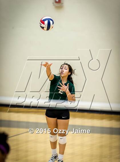 Thumbnail 2 in MacArthur vs Incarnate Word photogallery.