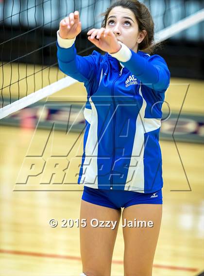 Thumbnail 2 in MacArthur vs Incarnate Word photogallery.