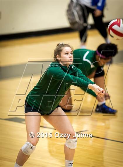 Thumbnail 3 in MacArthur vs Incarnate Word photogallery.