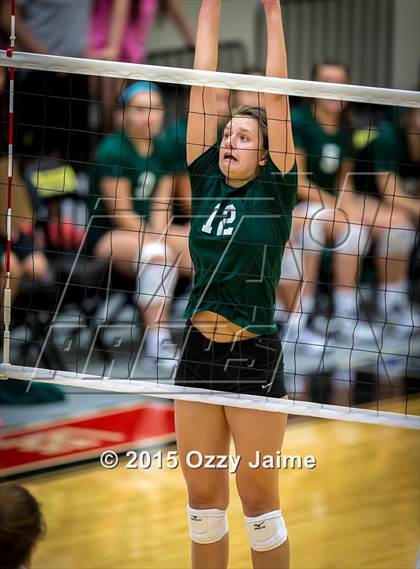 Thumbnail 1 in MacArthur vs Incarnate Word photogallery.