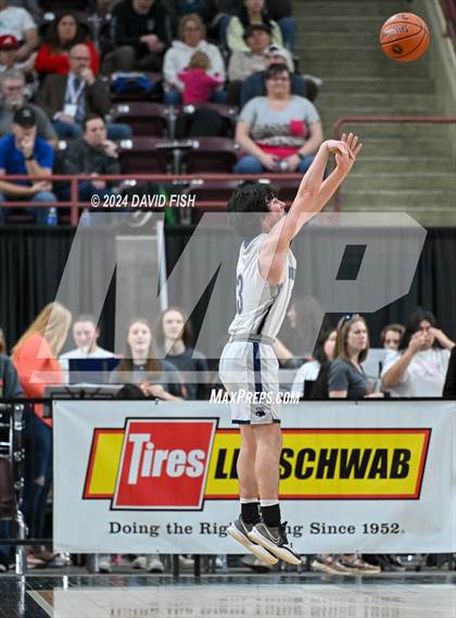 Thumbnail 2 in Bonners Ferry vs. Teton (IHSAA 3A Final) photogallery.