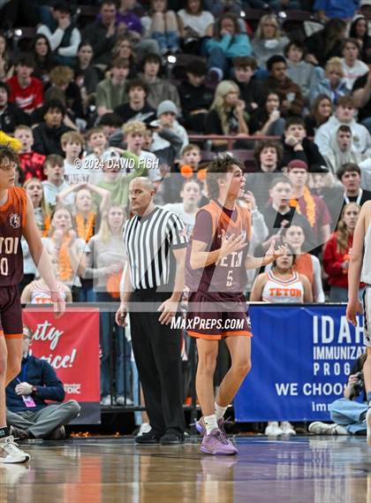 Thumbnail 1 in Bonners Ferry vs. Teton (IHSAA 3A Final) photogallery.