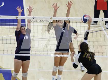 Thumbnail 2 in Liberty vs. Clovis West (CIF D1 Central Section Final) photogallery.