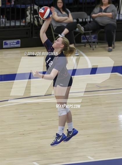 Thumbnail 2 in Liberty vs. Clovis West (CIF D1 Central Section Final) photogallery.
