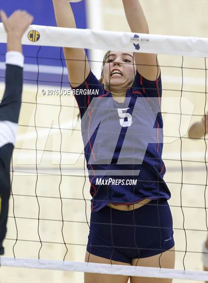 Thumbnail 1 in Liberty vs. Clovis West (CIF D1 Central Section Final) photogallery.