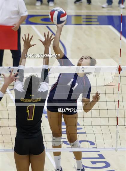 Thumbnail 1 in Liberty vs. Clovis West (CIF D1 Central Section Final) photogallery.