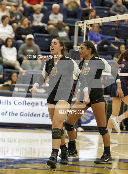 Thumbnail 3 in Liberty vs. Clovis West (CIF D1 Central Section Final) photogallery.