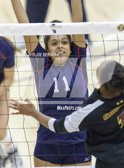 Thumbnail 2 in Liberty vs. Clovis West (CIF D1 Central Section Final) photogallery.