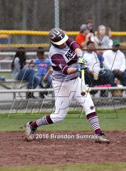Thumbnail 1 in Thorsby vs Montevallo photogallery.