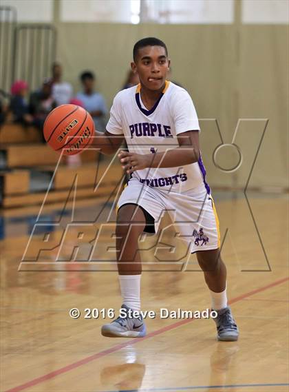 Thumbnail 2 in St. Augustine vs Archbishop Hannan (Country Day Freshman Tournament) photogallery.