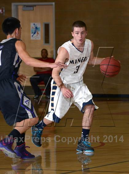 Thumbnail 1 in Nevada Union vs. Franklin (Common Good Classic) photogallery.