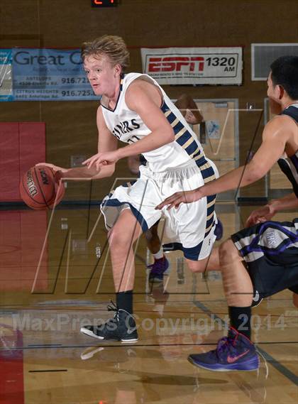 Thumbnail 3 in Nevada Union vs. Franklin (Common Good Classic) photogallery.