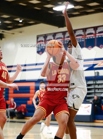 Thumbnail 2 in La Canada vs Oak Park (8th Annual West Valley Tip-Off Classic) photogallery.