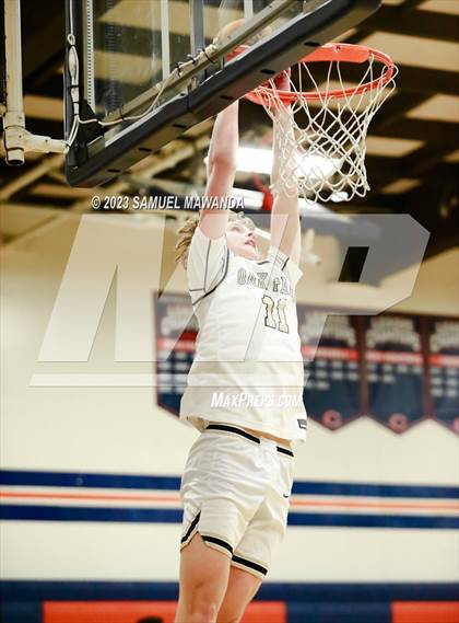 Thumbnail 2 in La Canada vs Oak Park (8th Annual West Valley Tip-Off Classic) photogallery.