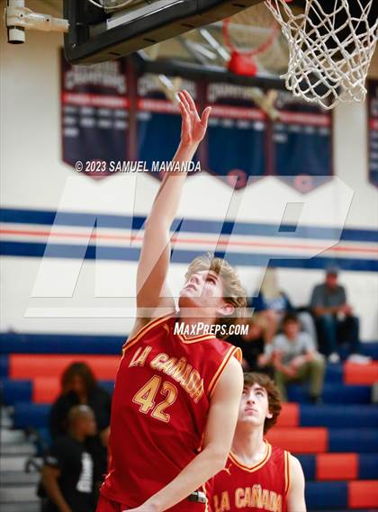 Thumbnail 2 in La Canada vs Oak Park (8th Annual West Valley Tip-Off Classic) photogallery.