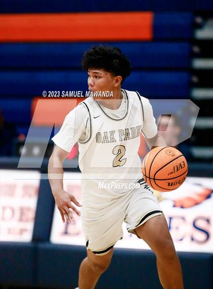 Thumbnail 2 in La Canada vs Oak Park (8th Annual West Valley Tip-Off Classic) photogallery.