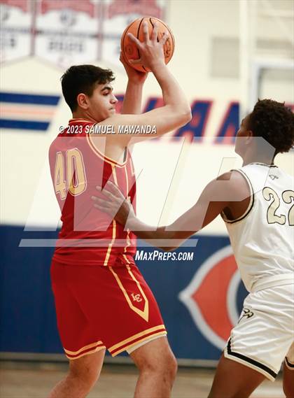 Thumbnail 2 in La Canada vs Oak Park (8th Annual West Valley Tip-Off Classic) photogallery.