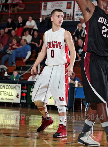 Thumbnail 2 in Cocke County vs Morristown-Hamblen West (TSSAA D2-AAA District Consolation) photogallery.
