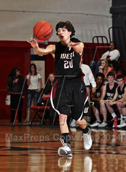 Thumbnail 3 in Cocke County vs Morristown-Hamblen West (TSSAA D2-AAA District Consolation) photogallery.