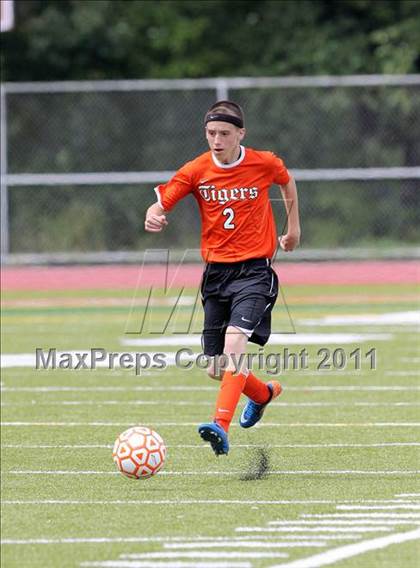 Thumbnail 2 in Sharon vs Franklin photogallery.