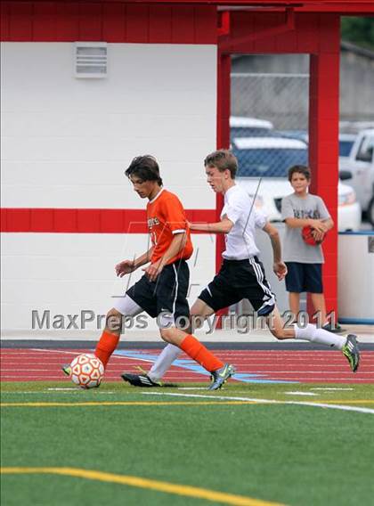 Thumbnail 2 in Sharon vs Franklin photogallery.