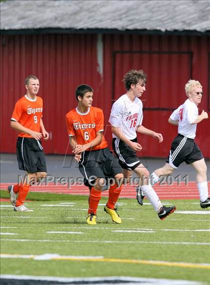 Thumbnail 2 in Sharon vs Franklin photogallery.