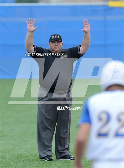 Thumbnail 2 in Sacred Heart @ St. Charles Catholic (LHSAA 2A Regional Playoff) photogallery.