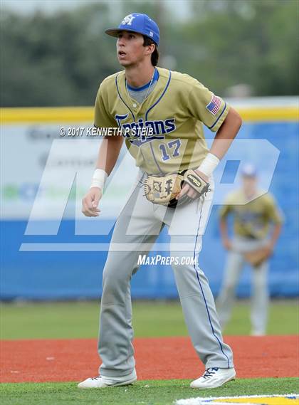 Thumbnail 2 in Sacred Heart @ St. Charles Catholic (LHSAA 2A Regional Playoff) photogallery.