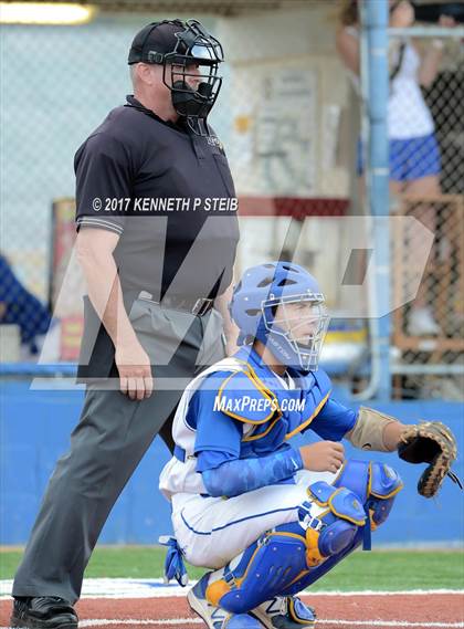 Thumbnail 1 in Sacred Heart @ St. Charles Catholic (LHSAA 2A Regional Playoff) photogallery.
