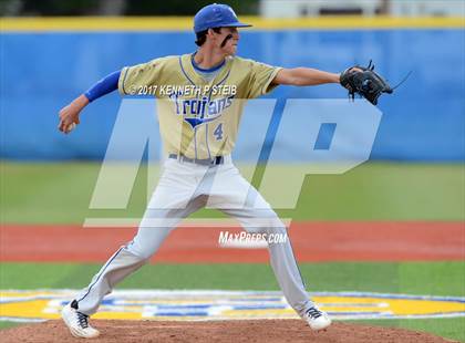 Thumbnail 2 in Sacred Heart @ St. Charles Catholic (LHSAA 2A Regional Playoff) photogallery.