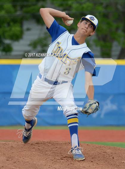 Thumbnail 2 in Sacred Heart @ St. Charles Catholic (LHSAA 2A Regional Playoff) photogallery.