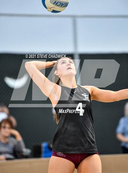 Thumbnail 1 in Salpointe Catholic vs Northwest Christian  @ Casteel (AIA Division II Final) photogallery.