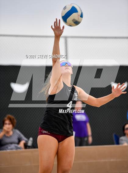 Thumbnail 1 in Salpointe Catholic vs Northwest Christian  @ Casteel (AIA Division II Final) photogallery.