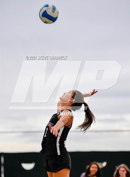 Thumbnail 2 in Salpointe Catholic vs Northwest Christian  @ Casteel (AIA Division II Final) photogallery.