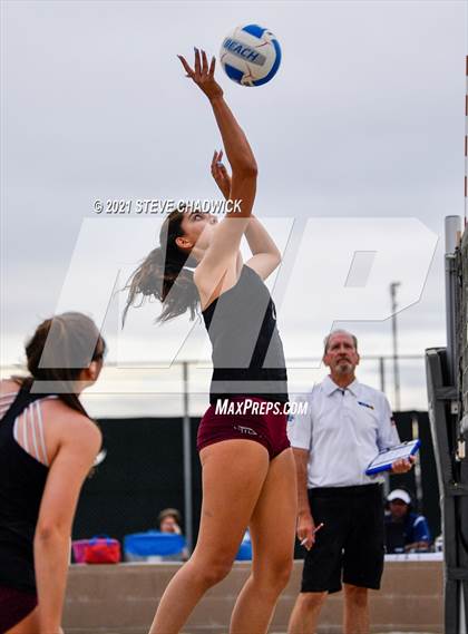 Thumbnail 1 in Salpointe Catholic vs Northwest Christian  @ Casteel (AIA Division II Final) photogallery.